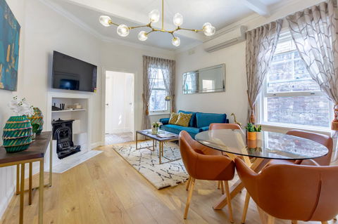 Heritage Townhouse Near Harbour Bridge - Nambucca Heads Accommodation 33