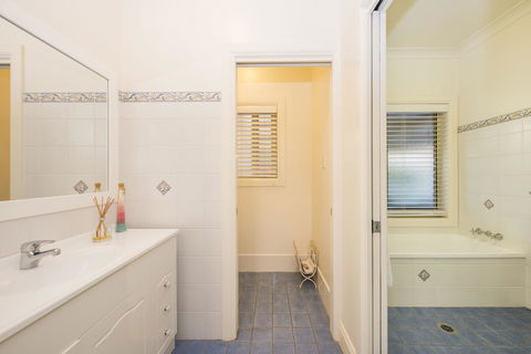 Colonial Court Villas - Nambucca Heads Accommodation 6