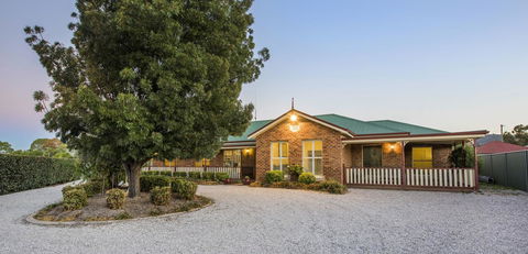 Colonial Court Villas - Nambucca Heads Accommodation 4