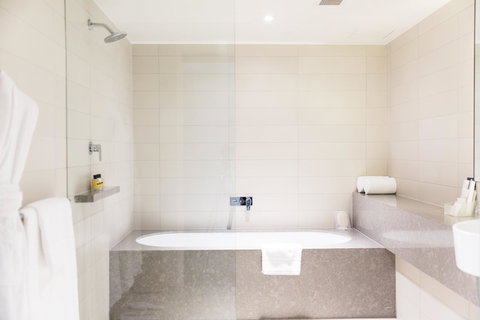 Hyatt Regency Sydney - Nambucca Heads Accommodation 11