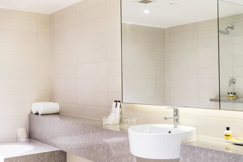 Hyatt Regency Sydney - Nambucca Heads Accommodation 3