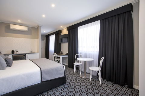 CH Boutique Hotel & Apartments, Ascend Hotel Collection - Nambucca Heads Accommodation 3