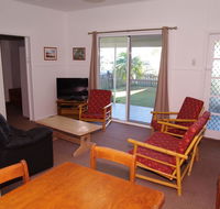 Fleur Cottage 7 Willow Street - Nambucca Heads Accommodation