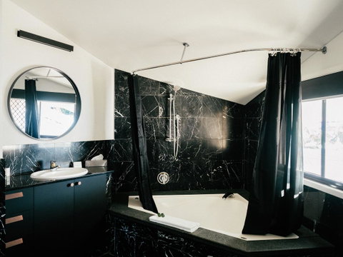 Waves Byron Bay - Nambucca Heads Accommodation 22