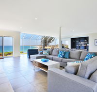 Neptune - Absolute Beachfront - Nambucca Heads Accommodation