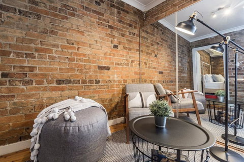 Chippendale Â· Quaint 1880â€™s Sydney Chippendale Terrace House - Nambucca Heads Accommodation 4