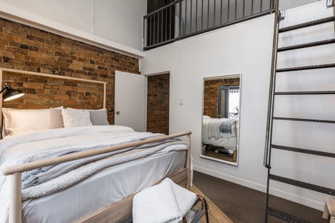 Chippendale Â· Quaint 1880â€™s Sydney Chippendale Terrace House - Nambucca Heads Accommodation 2