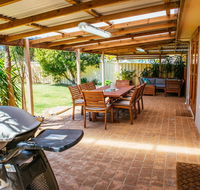 Sunbaker Beach House - Nambucca Heads Accommodation