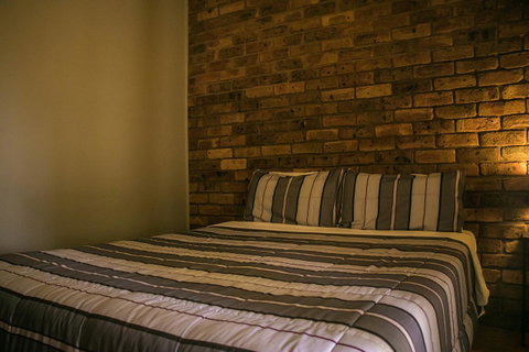Ironstone Estate Lovedale - Nambucca Heads Accommodation 15