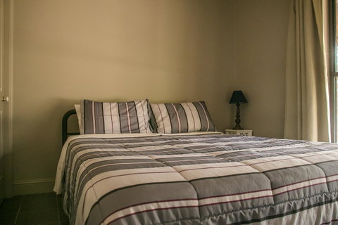 Ironstone Estate Lovedale - Nambucca Heads Accommodation 13