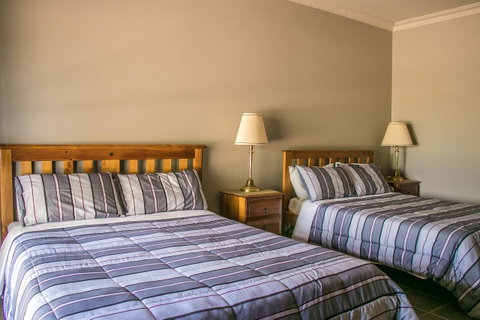 Ironstone Estate Lovedale - Nambucca Heads Accommodation 11