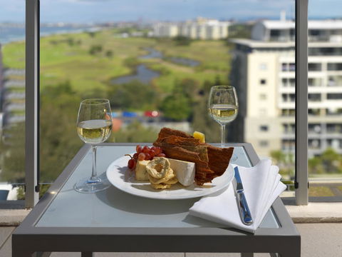 Sage Hotel Wollongong - Nambucca Heads Accommodation 8