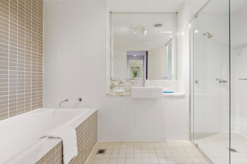 Sage Hotel Wollongong - Nambucca Heads Accommodation 5