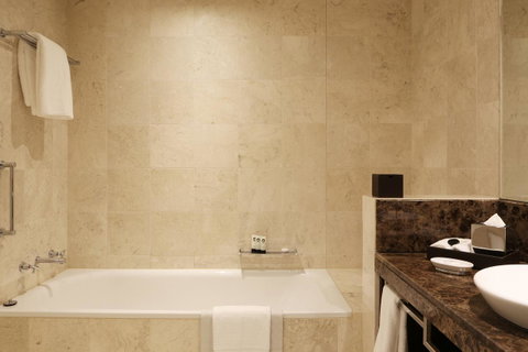 Sofitel Sydney Wentworth - Nambucca Heads Accommodation 7