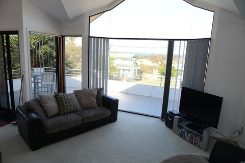 The Boat House - Nambucca Heads Accommodation 6