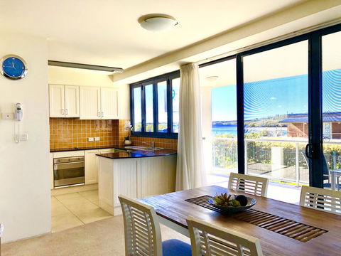Boathouse Resort (Water Front) - Nambucca Heads Accommodation 1