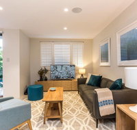 Nobbs  Executive 2 Storey Sydney Apartment with Pool - Nambucca Heads Accommodation