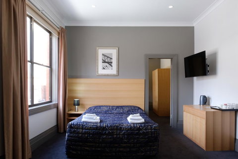 Royal Exhibition Hotel - Nambucca Heads Accommodation 0