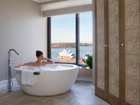 Four Seasons Hotel Sydney - Nambucca Heads Accommodation 39