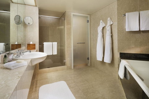 Four Seasons Hotel Sydney - Nambucca Heads Accommodation 42