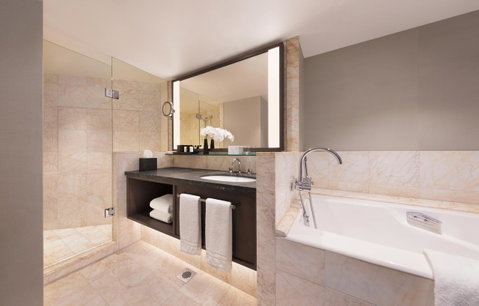 Four Seasons Hotel Sydney - Nambucca Heads Accommodation 8