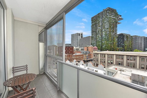 Comfortable Apartment In Central Sydney - Nambucca Heads Accommodation 5