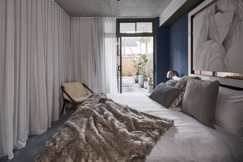 The Collectionist Newtown - Nambucca Heads Accommodation 7