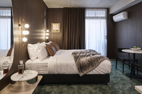 The Collectionist Newtown - Nambucca Heads Accommodation 32