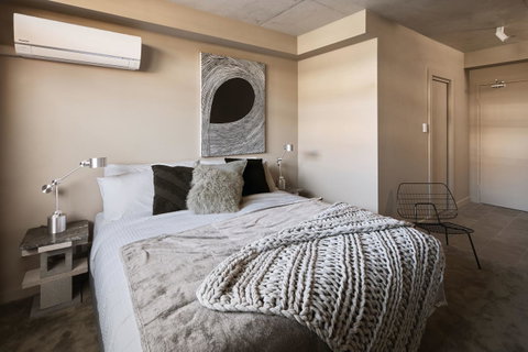 The Collectionist Newtown - Nambucca Heads Accommodation 13