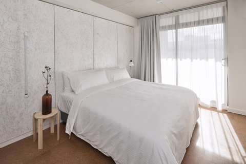 The Collectionist Newtown - Nambucca Heads Accommodation 15