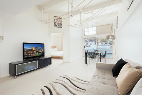Waterfront Apartment On Sydney Harbour - Nambucca Heads Accommodation 1