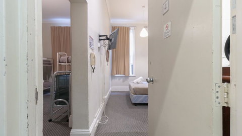 Woolbrokers Hotel - Nambucca Heads Accommodation 8