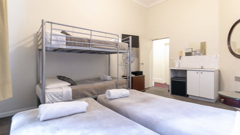 Woolbrokers Hotel - Nambucca Heads Accommodation 16