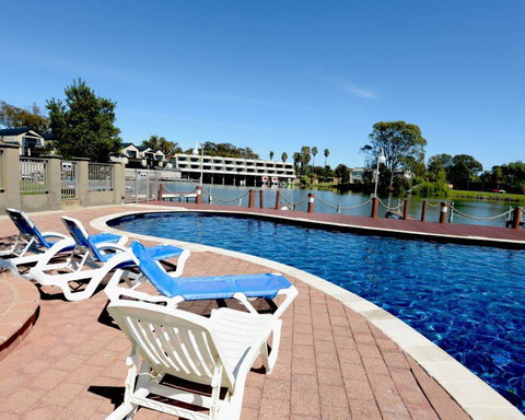 Yarrawonga Waterfront Apartments - Nambucca Heads Accommodation 10