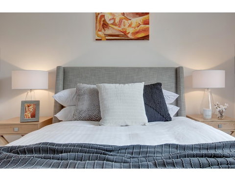 Large, Stylish And Quiet Penthouse Steps From Surf - Nambucca Heads Accommodation 11