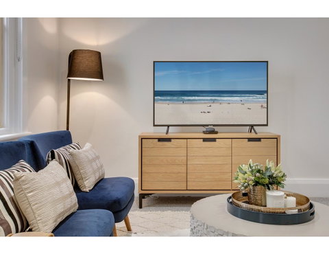 Large, Stylish And Quiet Penthouse Steps From Surf - Nambucca Heads Accommodation 4