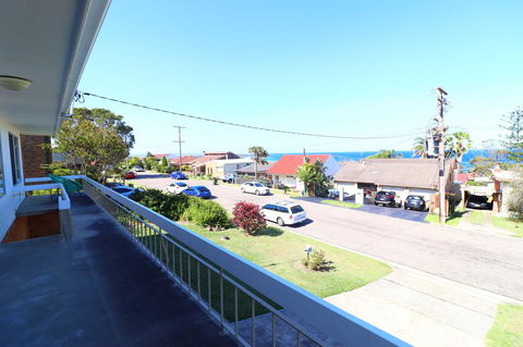 Coastal Horizons Beach House - Nambucca Heads Accommodation 9