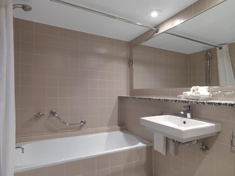 Crowne Plaza Sydney Airport, An IHG Hotel - Nambucca Heads Accommodation 26