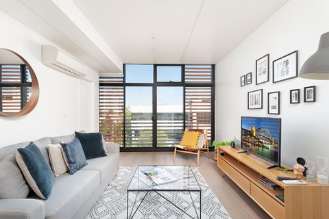 Newtown's Best Designer Apartment - Nambucca Heads Accommodation 0