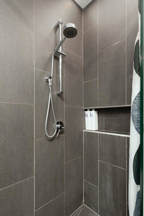 Newtown's Best Designer Apartment - Nambucca Heads Accommodation 4