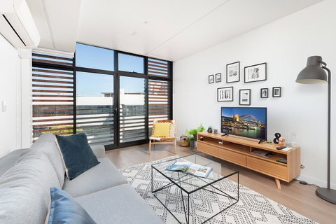 Newtown's Best Designer Apartment - Nambucca Heads Accommodation 6
