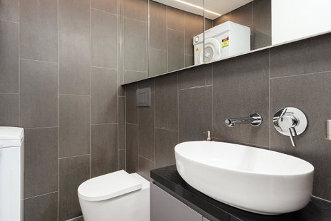 Newtown's Best Designer Apartment - Nambucca Heads Accommodation 3