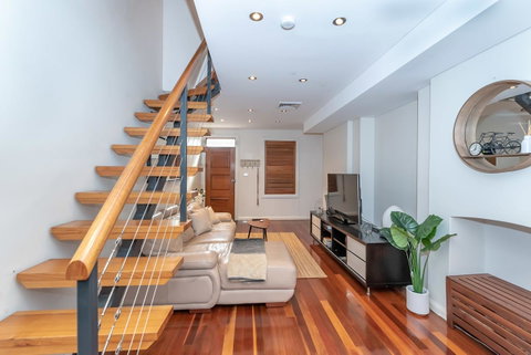 2 Bed House + Loft In Pyrmont - Nambucca Heads Accommodation 10