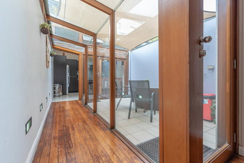 2 Bed House + Loft In Pyrmont - Nambucca Heads Accommodation 5