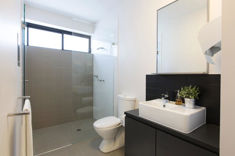 Western Sydney University Village - Penrith - Nambucca Heads Accommodation 11