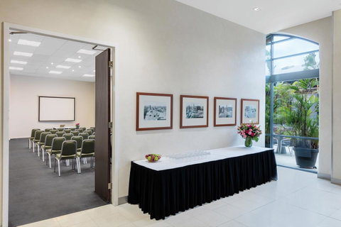 Adina Apartment Hotel Sydney Central - Nambucca Heads Accommodation 12
