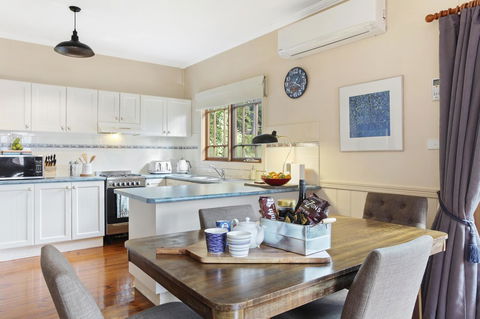 Allegra Cottage Of Leura - Nambucca Heads Accommodation 1