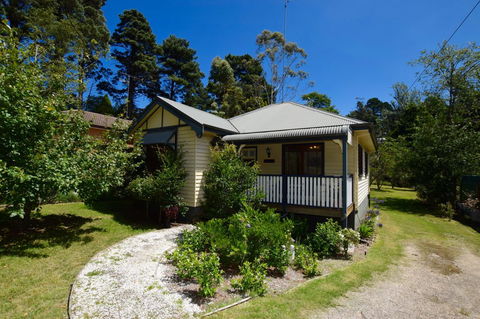 Allegra Cottage Of Leura - Nambucca Heads Accommodation 11