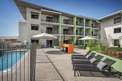 Hudson Berrimah - Nambucca Heads Accommodation 1