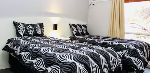 Erldunda Desert Oaks Resort - Nambucca Heads Accommodation 2